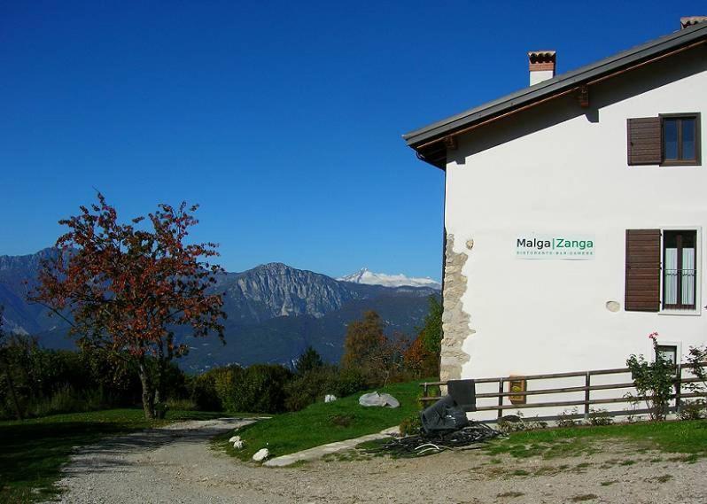 Гостевой дом Trentino In Malga: Malga Zanga Арко Экстерьер фото